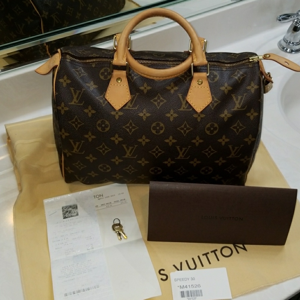 Authentic LV Speedy 30